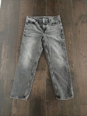 American Eagle Mom Jeans